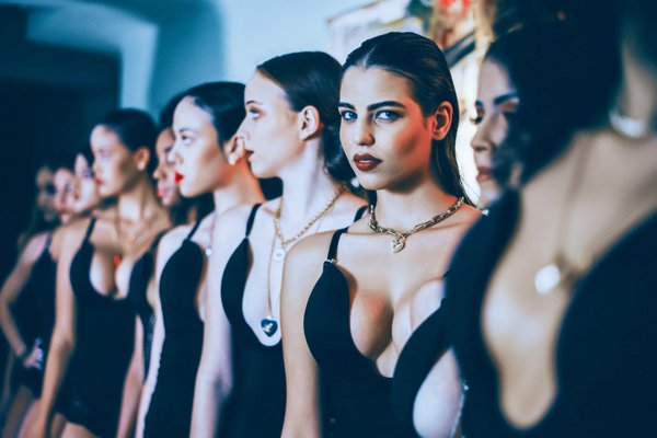 Top 5 maillots de bain menstruels pour une nage sereine